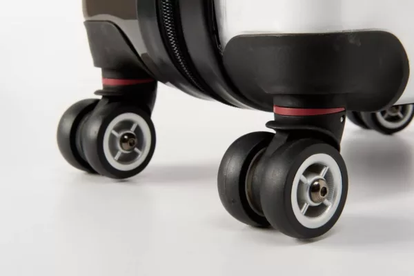 4 smooth rolling double spinner wheels